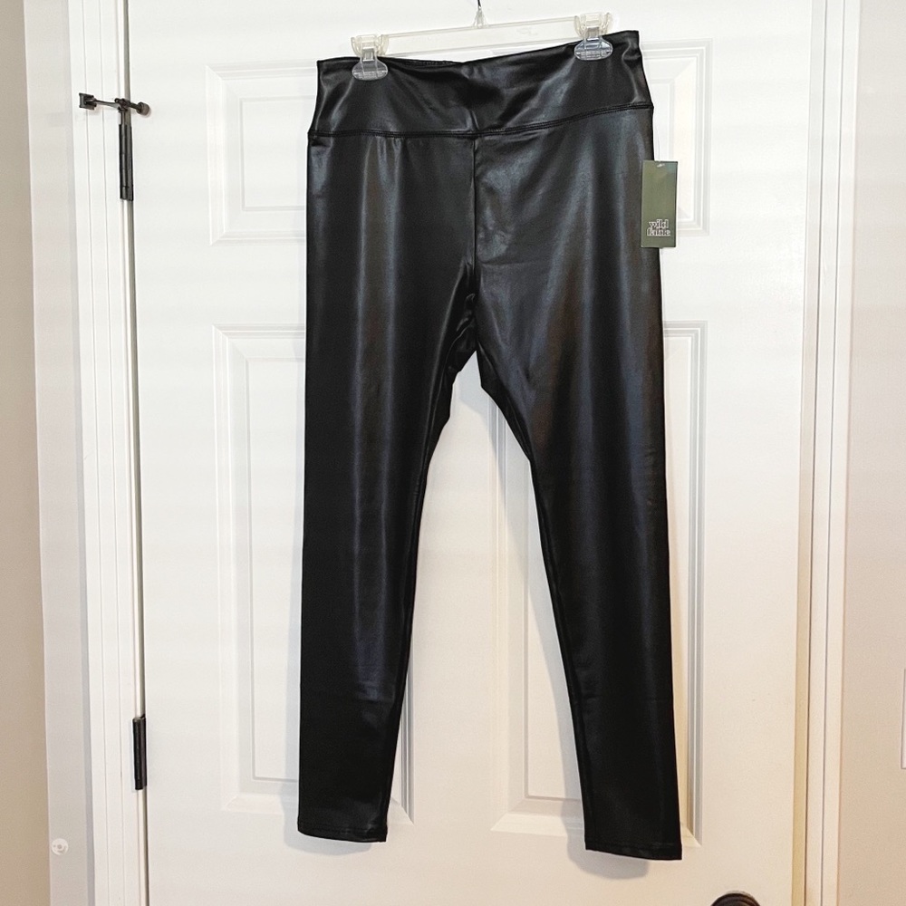 Wild Fable faux leather leggings, Sz L